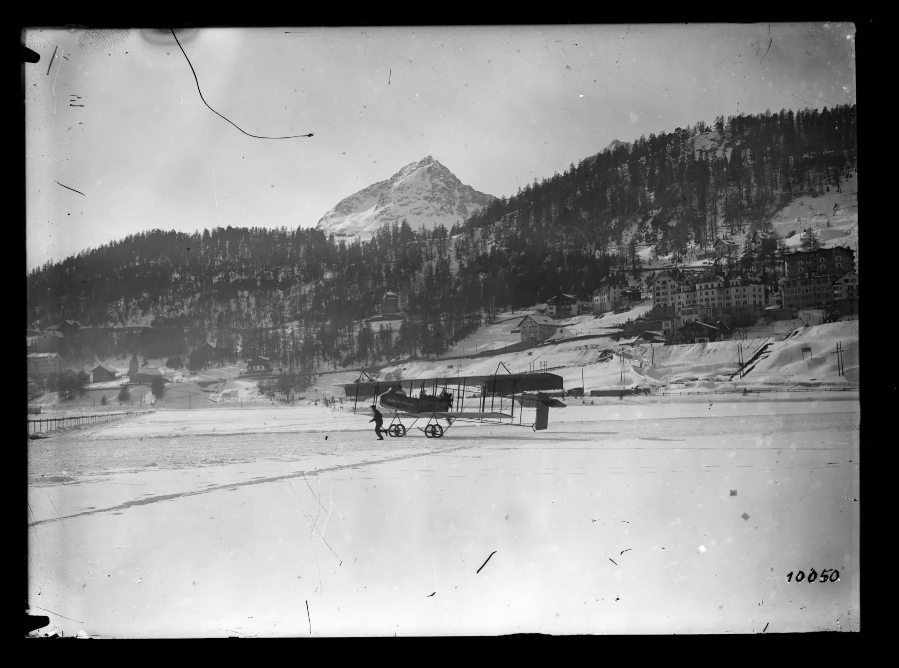 Fotografia antiga do lago congelado de St. Moritz